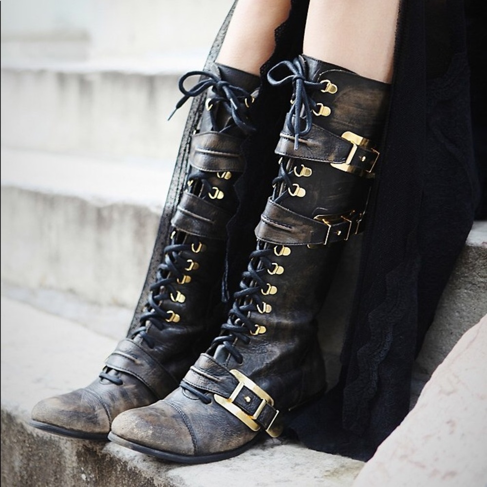 Free people kantell boots. Super rare